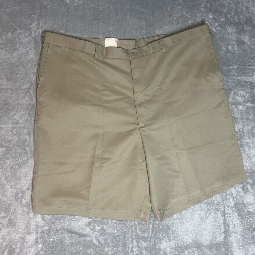 NWT HAGGAR 10.5" Cool 18 Khaki Shorts Sz 50 Performance No Iron Moisture Wicking